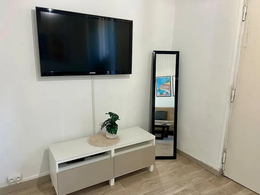 Charmant Studio Mezzanine Au Coeur De Nice